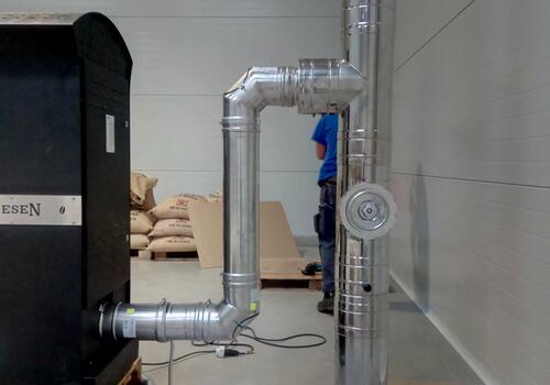 Komín pro pražičku kávy - Lelekovice